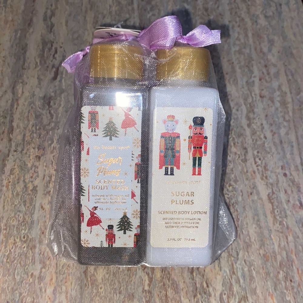 NEW Bath & Body Set
